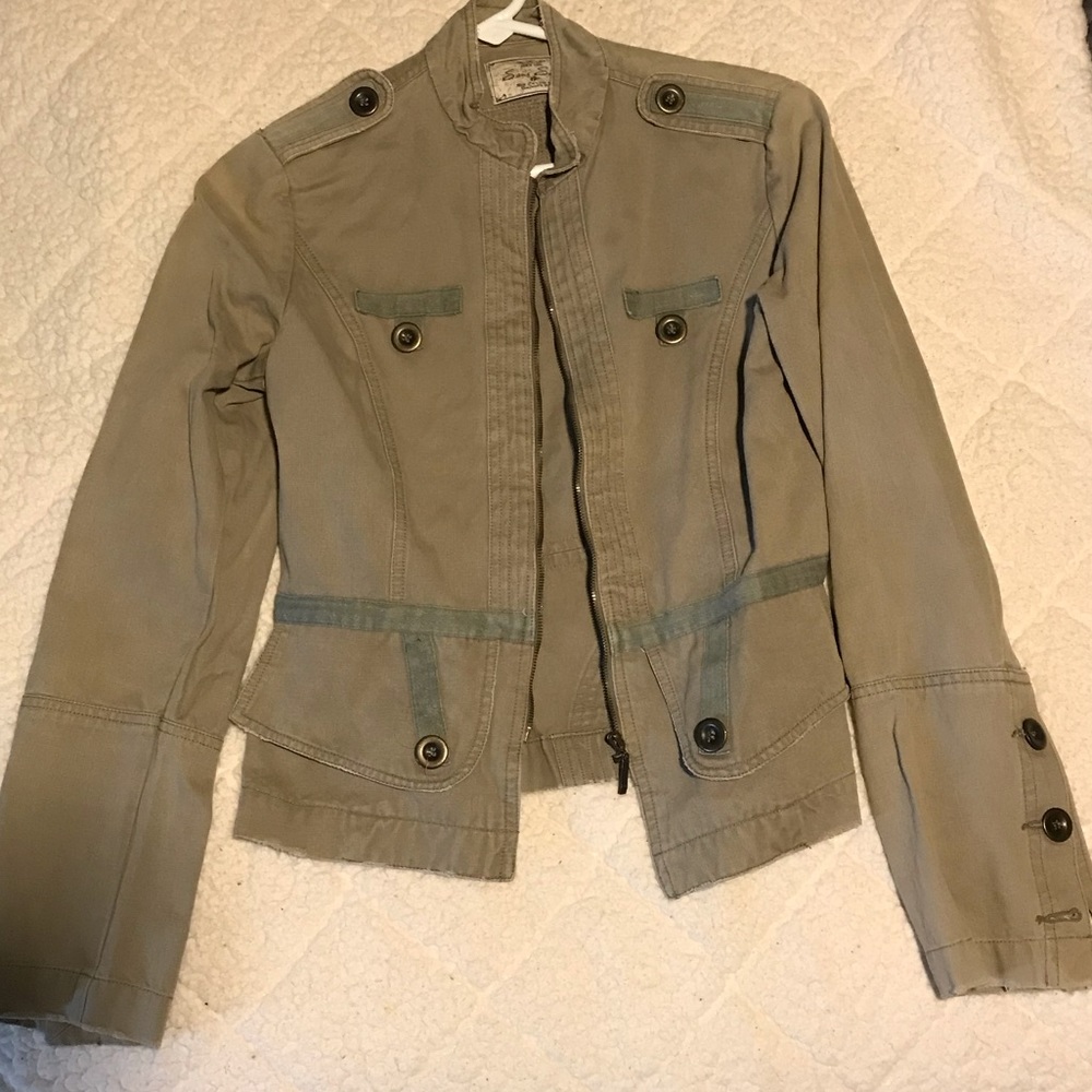 Sans Souci Military Green Light jacket Size Small